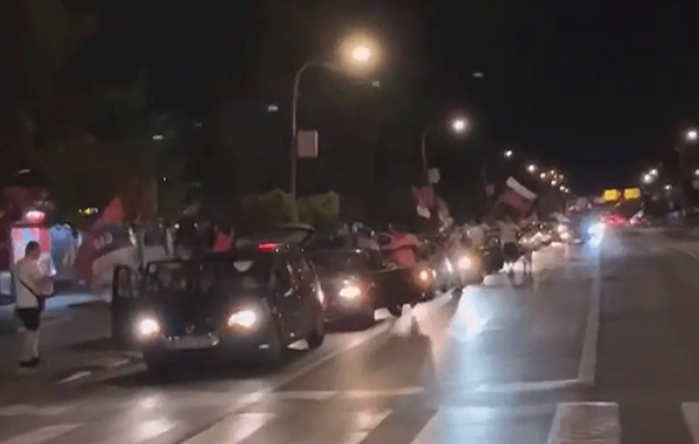 BANJALUKA NA NOGAMA: Republika Srpska slavi pobedu opozicije u Crnoj Gori! (VIDEO)