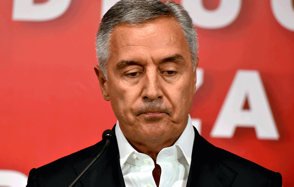 SRAMOTA: Đukanović pokušao da iskoristi tragediju na Cetinju