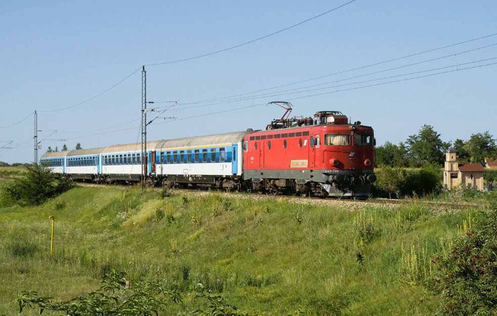 OD 3. SEPTEMBRA KREĆE VOZ ZA CRNU GORU: Obavezne <span style='color:red;'><b>zaštitne maske</b></span>

