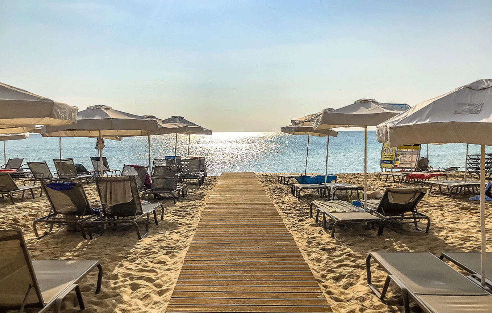Rekordne ponude za zakup plaža duž Budvanske rivijere višestruko nadmašile početne cene