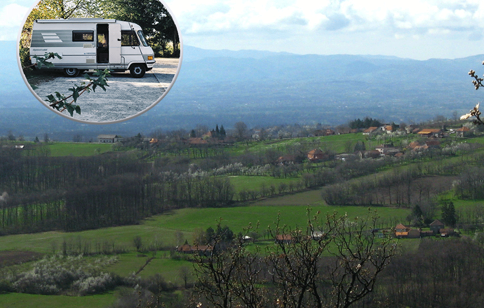 DRAMATIČNO HAPŠENJE U BEČNJU KOD ČAČKA: Kombijem namerno udario SVOJU SUPRUGU!