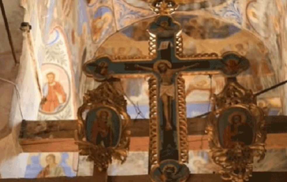OVO JE NAJMISTERIOZNIJI MANASTIR U SRBIJI: Čudne ikone na zidovima decenijama zbunjuju vernike!
