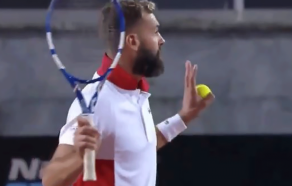 FRANCUZ DIVLJAO NA MASTERSU U RIMU: Svađao se sa sudijom, šutnuo flašicu na tribine, ALI NIJE KAŽNJEN (VIDEO)