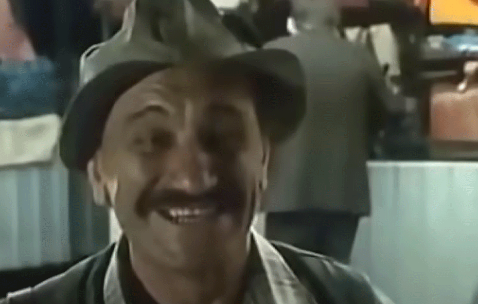 LEGENDARNI GLUMAC je živeo U OSTAVI ZA <span style='color:red;'><b>METLE</b></span>: Majka mu je umrla od tuberkuloze, oca su mu ubili, a sa 9 godina ostao je na ulici (VIDEO) 