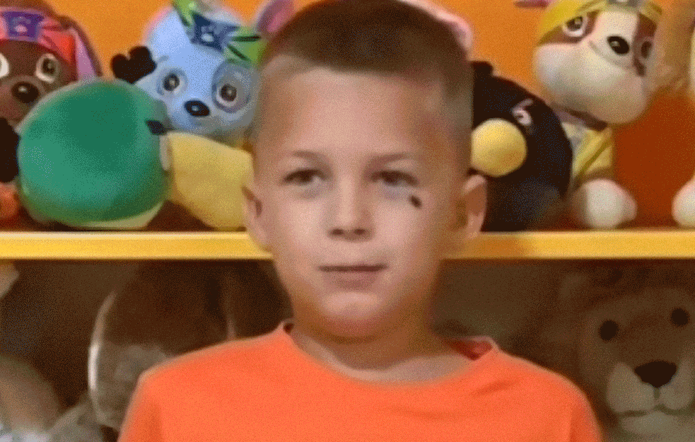 ISKRENO I PRIRODNO: Dečak iz Podgorice, postao hit na Internetu, PRIRODNO JE DA SMO SRBI (VIDEO)