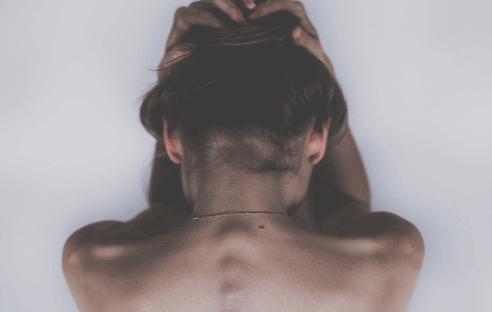 KOVID NIJE BOLEST ZA ŠALU: Simptomi produženog kovida uključuju seksualnu disfunkciju i gubitak kose
