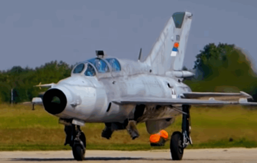 <span style='color:red;'><b>POGINUO PILOT</b></span> u srušenom MIG-u 21, za drugim se traga