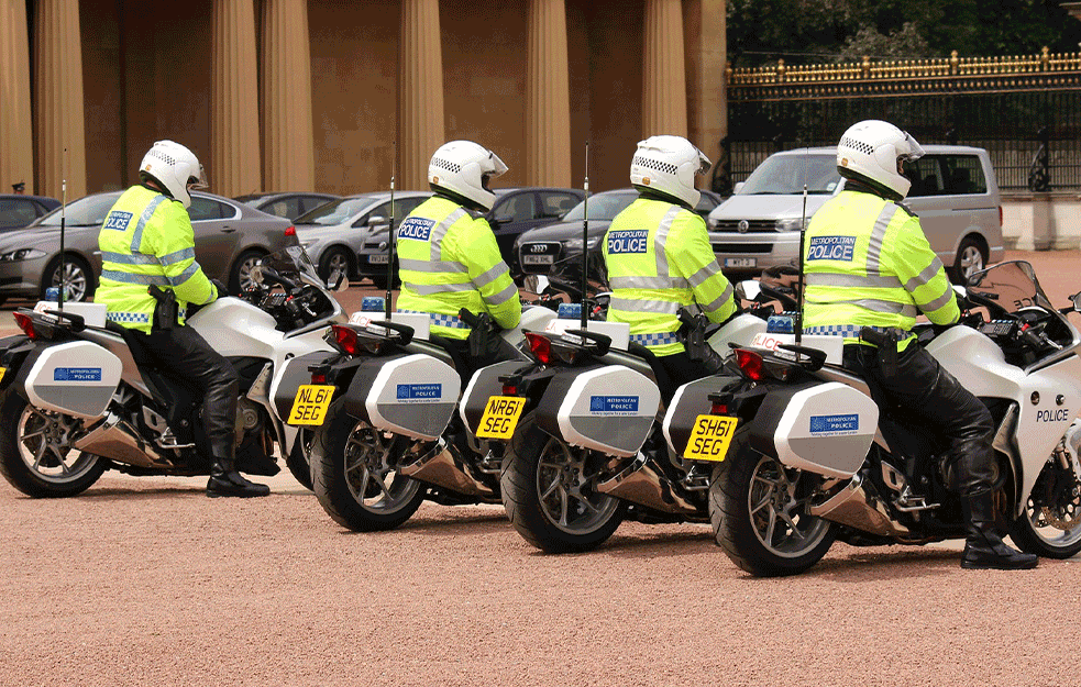 Napad u policijskoj stanici u Londonu: UBIJEN JEDAN POLICAJAC!