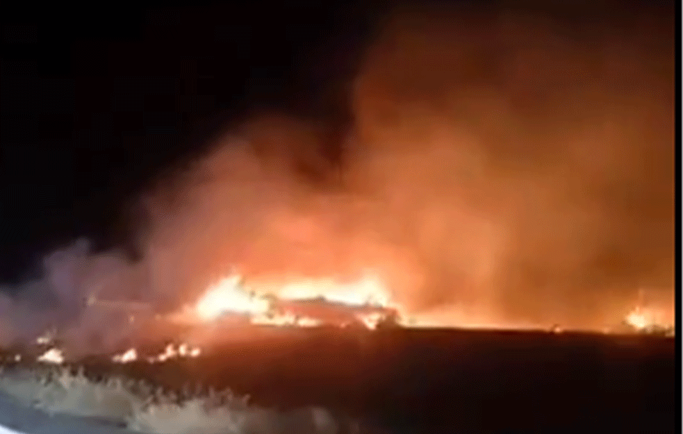 Rusi se obrušili na rodni grad Zelenskog! Razoran napad na Krivi Rog, vatra guta sve (VIDEO)