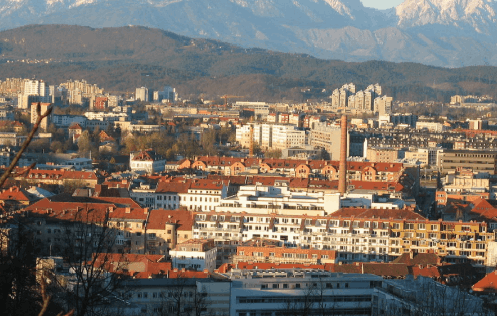 SMANJUJU ZAGAĐENJE VAZDUHA: Ljubljana ograničila kretanje automobila u centru