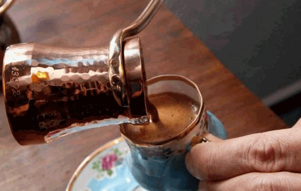 ČITAV ŽIVOT JE POGREŠNO PIJEMO: Kako da domaća kafa bude ukusnija?