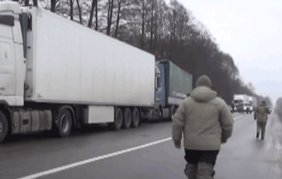 NOVOSTI U SAOBRAČAJU: Ministar najavio tranzitne rute za kamione i <span style='color:red;'><b>automat</b></span>ske vage za kontrolu njihove težine