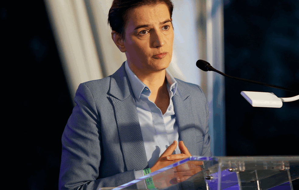 ANA BRNABIĆ PRIZNALA, ne smeta joj kada je zovu <span style='color:red;'><b>fikus</b></span>, a o novim ministrima rekla je SAMO JEDNU STVAR!