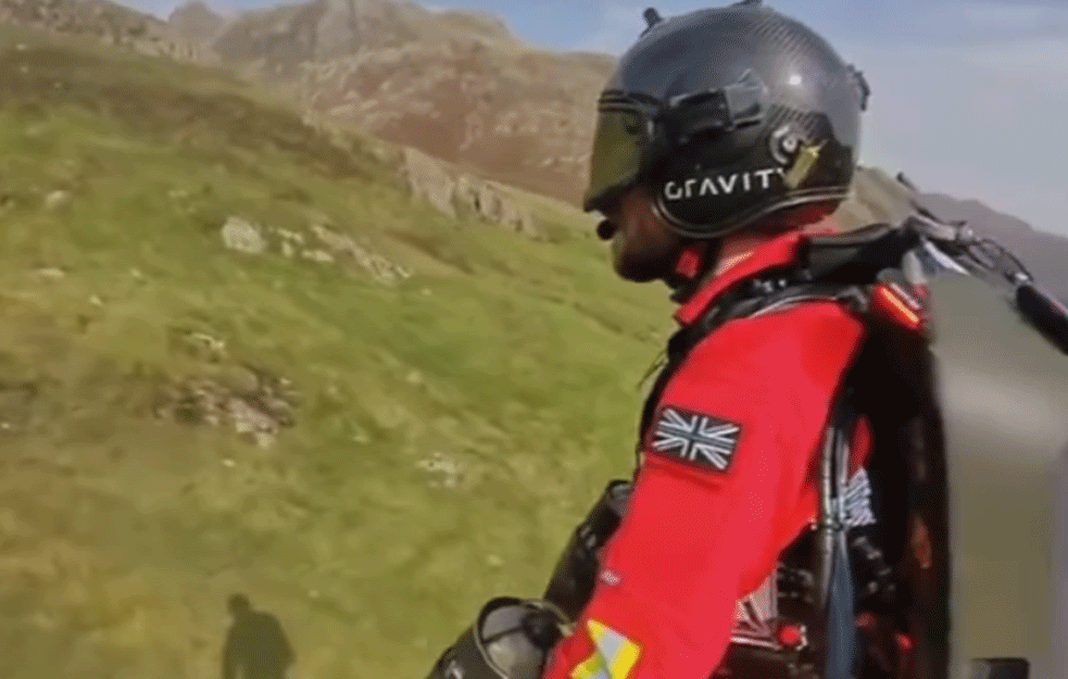 NAUČNA FANTASTIKA: Hitna pomoć iz Velike Britanije testirala mlazno odelo! Leteći spašavaju živote! (VIDEO)