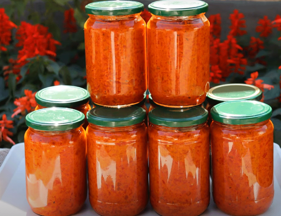 ŠTEDI VREME: Na ove načine ćete najbrže oljuštiti pečene paprike za <span style='color:red;'><b>ajvar</b></span>