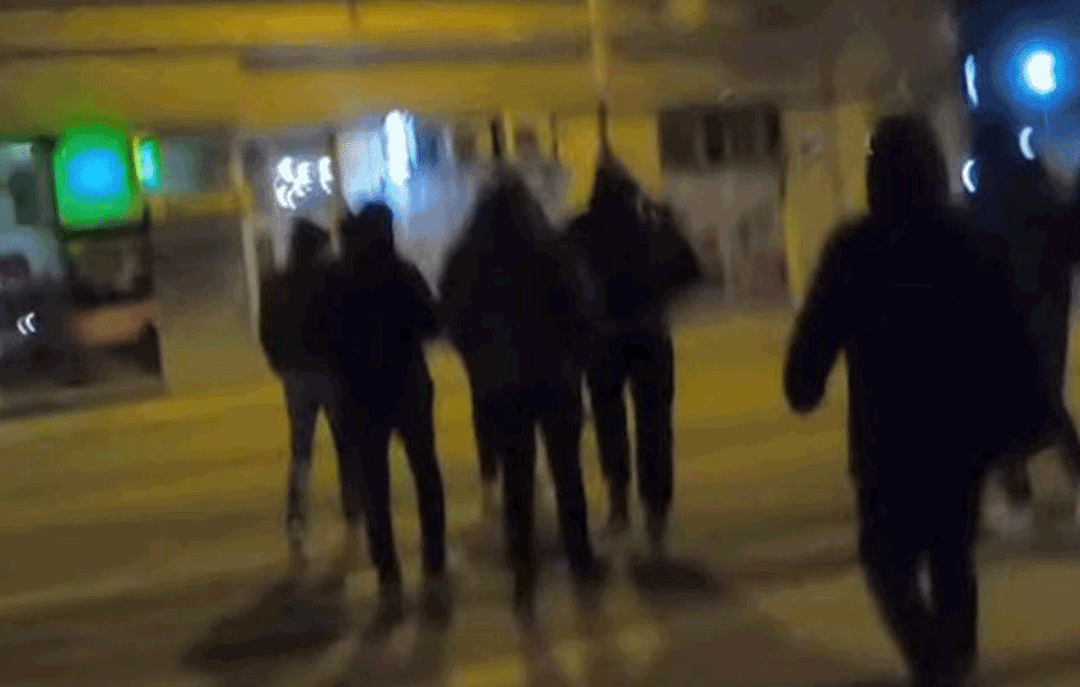 OPASAN POZIV PREKO TVITERA: <span style='color:red;'><b>Narodna patrola</b></span> pozvala na 'čišćenje' od migranata!