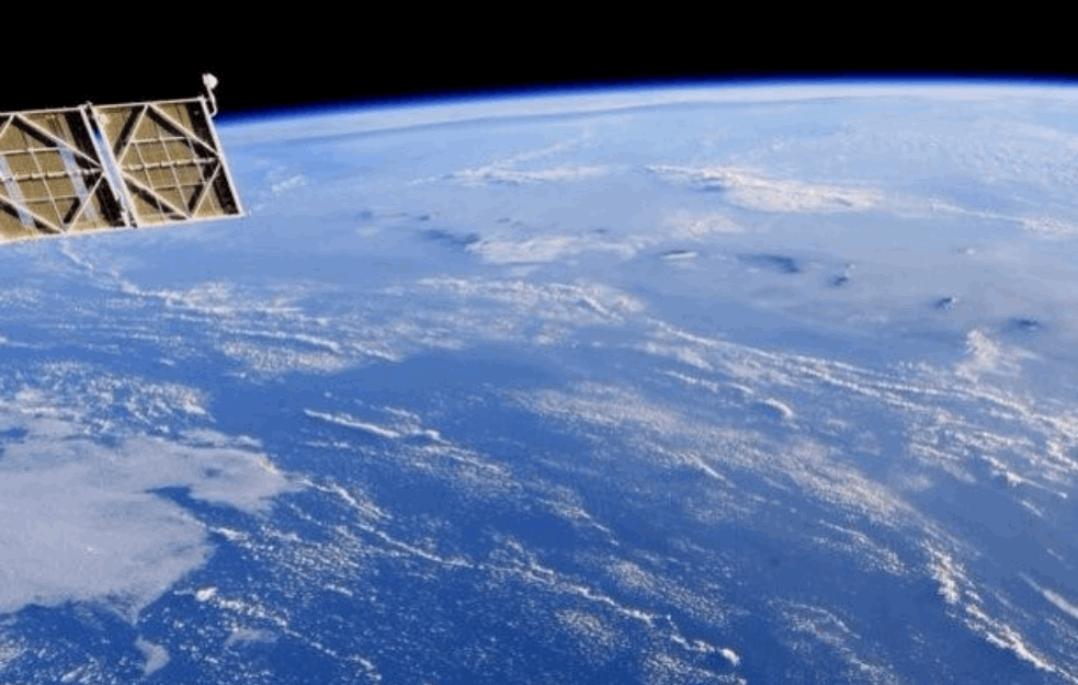 TRI NEDELJE BILA U SVEMIRU: Nasina kapsula Orion se vraća na Zemlju posle putovanja oko Meseca