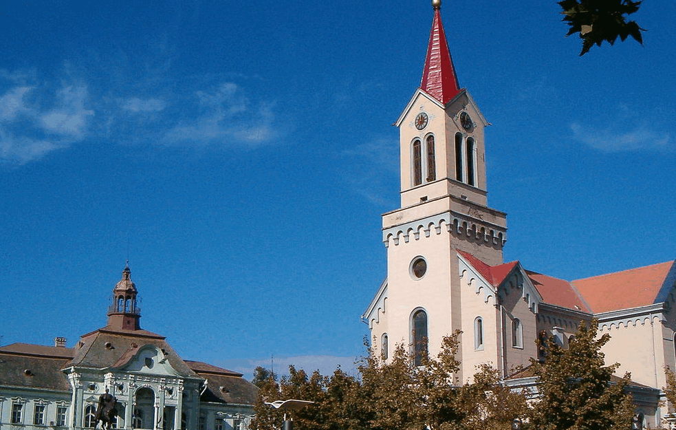Zrenjanin PKS: Za sat svečanog otvaranja potrošeno 29 miliona