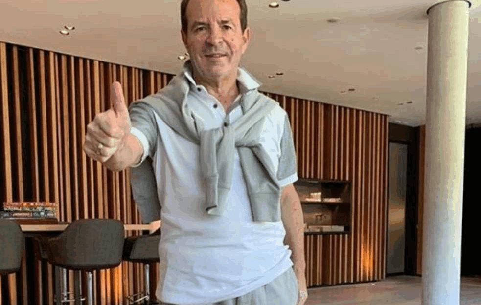 <span style='color:red;'><b>Bogoljub Karić</b></span> objavio snimak iz bolnice i poručio: ’Ne možemo od lekara da očekujemo čudo’ (VIDEO)