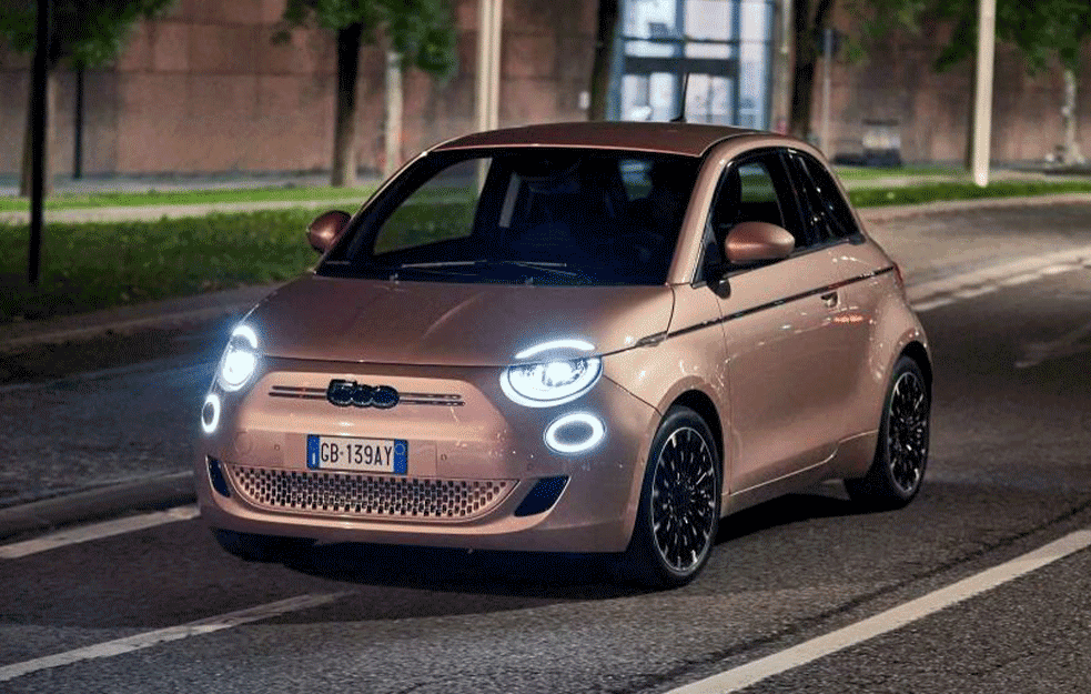 FIAT predstavlja novi model: 'Fića' sa četvoro vrata! (VIDEO)