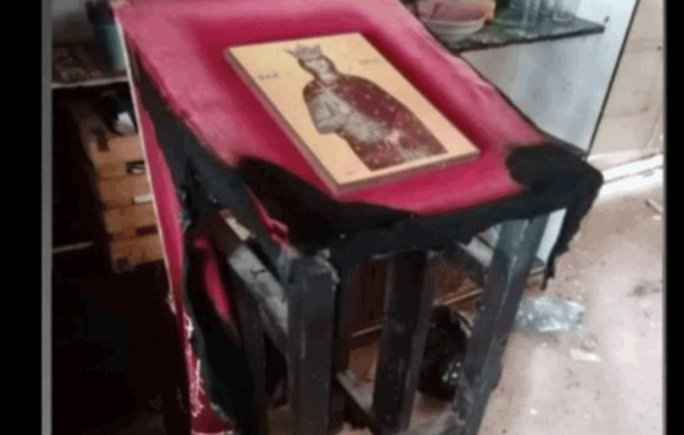 ČUDO! Vandali uoči Svete Petke palili sve u manastiru kod Novog Pazara, vatra ništa nije mogla jednoj ikoni!

