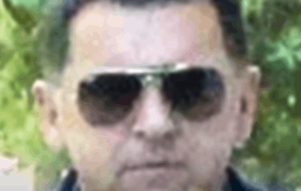 <span style='color:red;'><b>IZA KULISA</b></span> HAPŠENJA VOĐE KAVAČKOG KLANA: Pretio starcu VEŠANJEM ZA NOGU, pa pušten na slobodu za POLA MILIONA EVRA