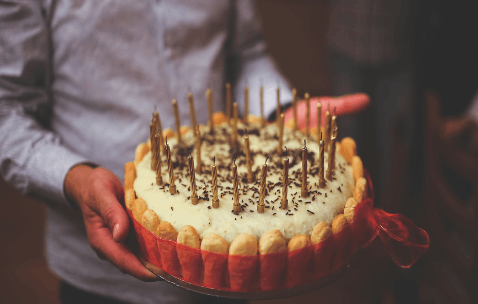 <span style='color:red;'><b>RECEPT ZA TORTU</b></span> KOJEM NEĆETE ODOLETI : Anđeoska poslastica
