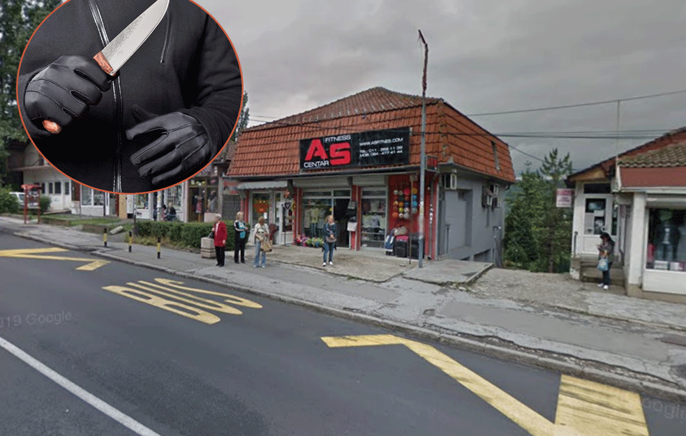 NOVI DETALJI HORORA U TERETANI: Nepoznati muškarac je uleteo unutra, proleteo pored info <span style='color:red;'><b>pult</b></span>a, izvadio nož i izbo ga!  