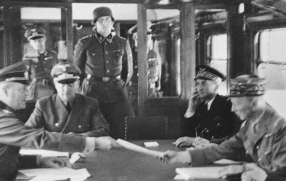 VAGON RATA I MIRA U KOM SE HITLER SVETIO FRANCUZIMA: Svet danas SLAVI kapitulaciju Nemačke u Prvom ratu, A KOBNO MESTO SUKOBA I PRIMIRJA sada je MUZEJ koji opominje! (VIDEO)      