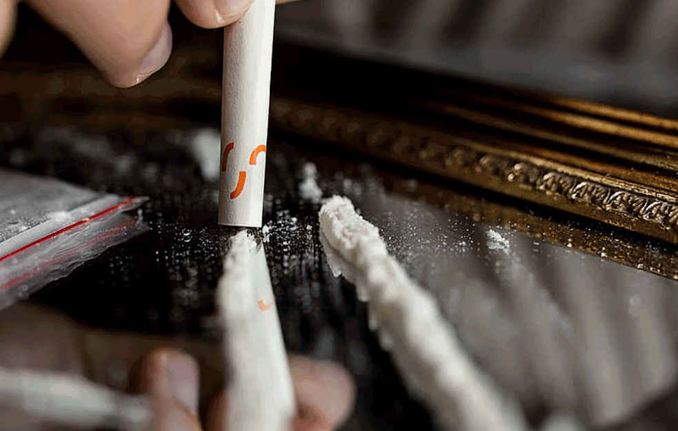 SVE VEĆI BROJ VISOKOOBRAZOVANIH I PORODIČNIH LJUDI KORISITI NARKOTIKE: Najpopularniji kokain i amfetamini