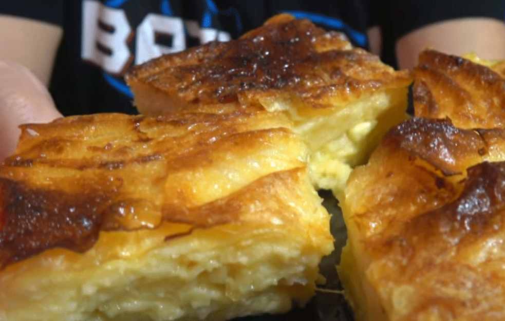 NUTRICIONISTI KAŽU: Evo zašto je gibanica naj<span style='color:red;'><b>bolji izbor</b></span> za doručak