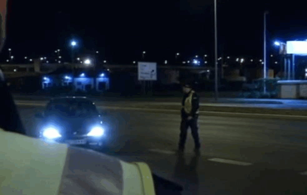 Novopazarac udario saobraćajca: Hteo da ga zaustavi, a on samo produžio