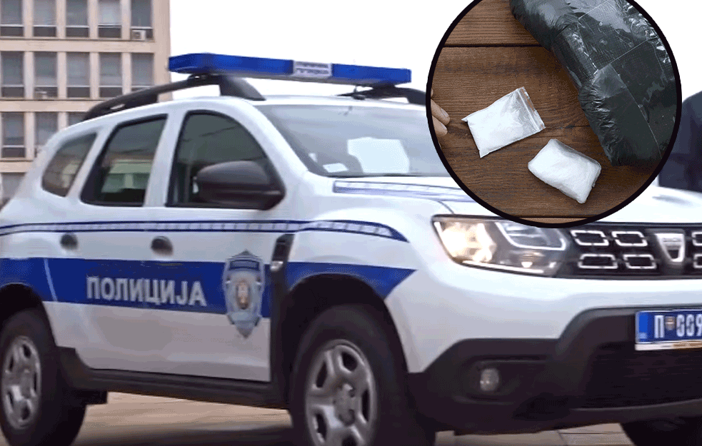 DROGA NA SPECIFIČNOM MESTU: Carinici u Preševu pronašli drogu sakrivenu u no<span style='color:red;'><b>gavi</b></span>cama pantalona