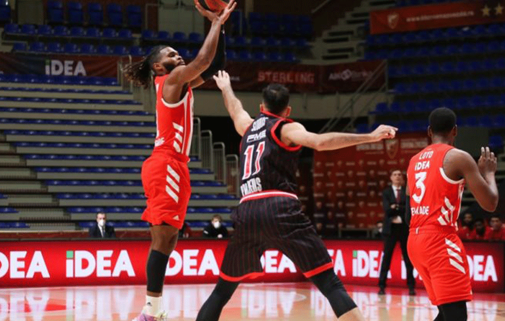 Košarkaši Crvene zvezde BESNI NA SUDIJE: Da li je tim Saše Obradovića OŠTEĆEN u meču protiv Olimpijakosa? (VIDEO)