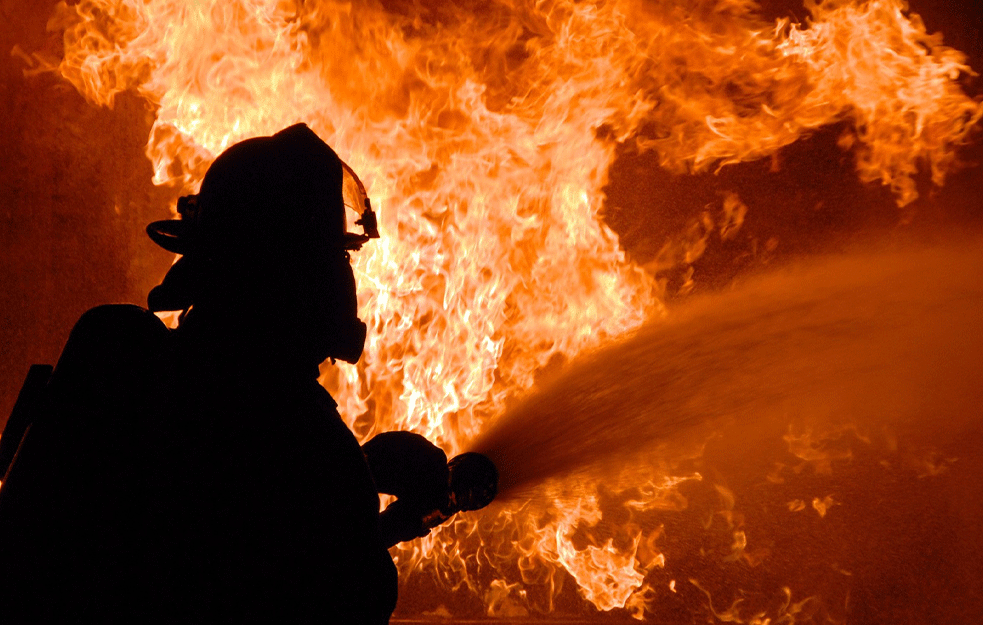 Izgoreo napušteni objekat u Novom Sadu