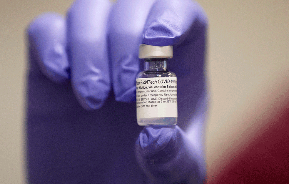 FAJZEROM ĆE SE VAKCINSATI I NOVOROĐENČAD: Amerikanci žele da vakcinu prime svi stanovnici