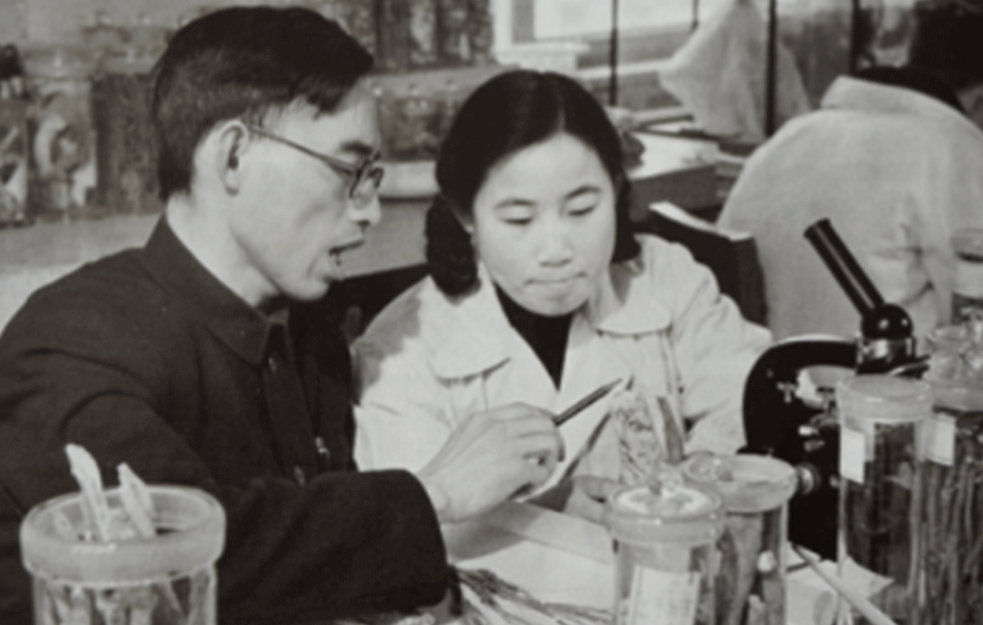 Naučnica koja je Kini donela prvu Nobelovu nagradu za medicinu bila je proterana u ZABIT iako je LEK koji je pronašla spasavao MILIONE života na TRI kontinenta 