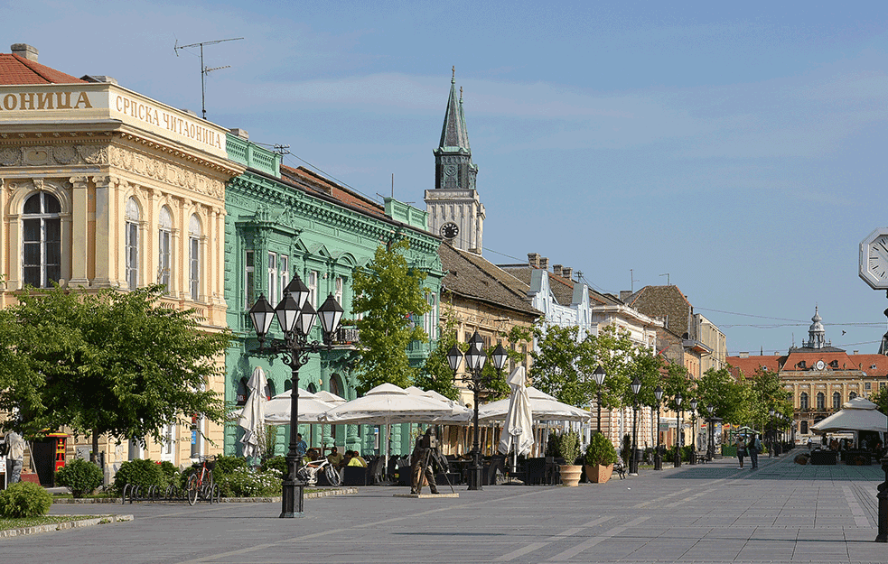 PRIVEDENO LICE: <span style='color:red;'><b>Vozač automobila</b></span> pucao na pešake u Somboru
