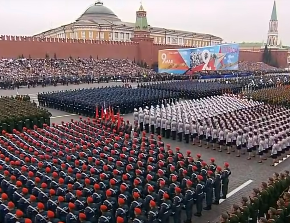 Rusija poziva na spektakl: Parada pobede uz marš sa 14 hiljada učesnika

