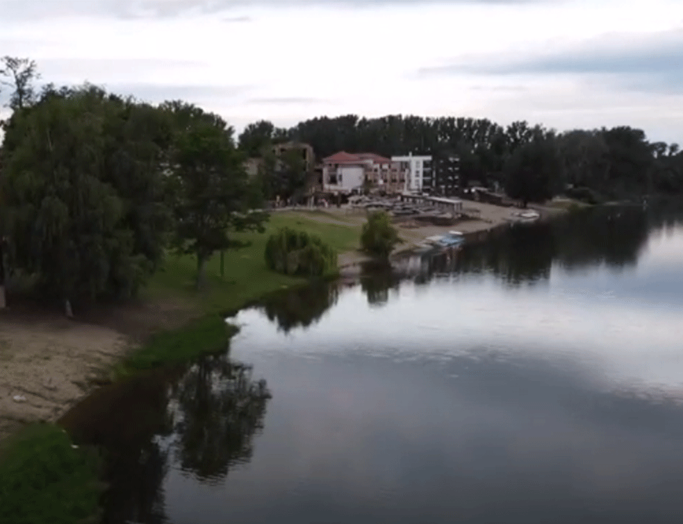 <span style='color:red;'><b>VELIKI PLAN</b></span>OVI: Nemci grade hotel visoke kategorije za GEJ populaciju na Srebrnom jezeru