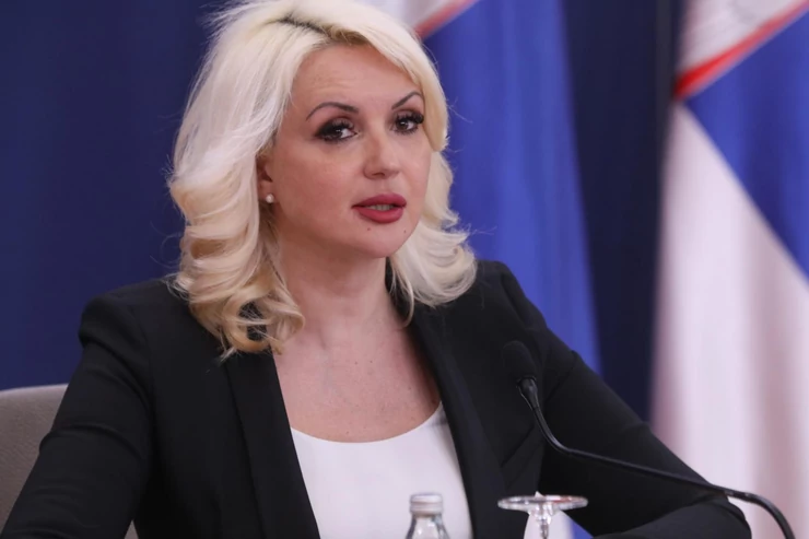 Popuštanje mera: Dozvoljeno <span style='color:red;'><b>1000 ljudi</b></span> na otvorenom