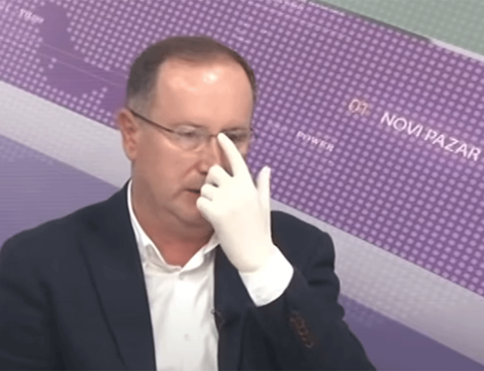 Direktor Opšte bolnice u Novom Pazaru, doktor <span style='color:red;'><b>Meho Mahmutović</b></span> HITNO prebačen u bolnicu u Beogradu!