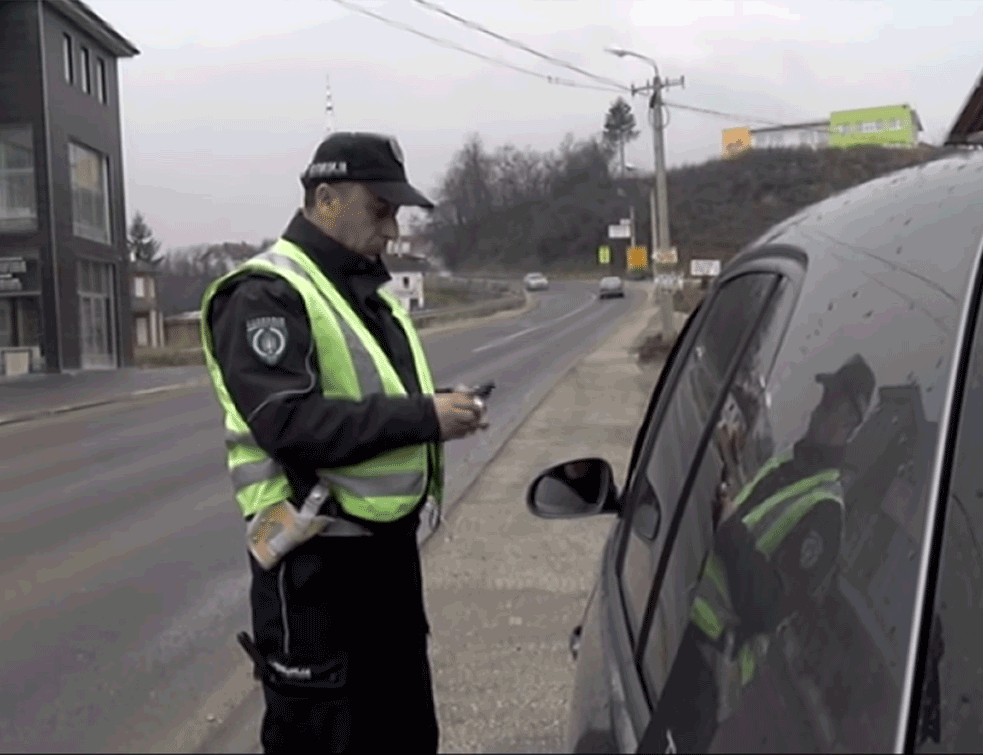 POJAČANA KONTROLA SAOBRAĆAJA, POŠTUJTE SAOBRAĆAJ: Počela velika akcija policije