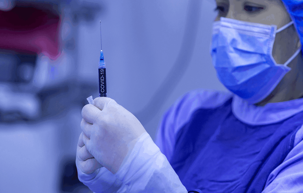 STIGLE NOVE DOZE FAJZER VAKCINA: Dopremljeno 19.500 cepiva na Torlak  