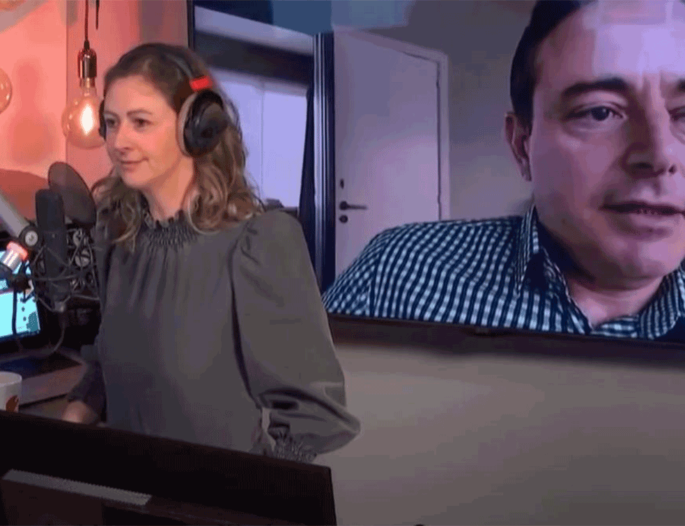 KAKAV BLAM: VODITELJKA PITALA PRVOG ČOVEKA <span style='color:red;'><b>ANTVERPEN</b></span>A: 'Gradonačelniče, jeste li vi to U GAĆAMA'?! (VIDEO)