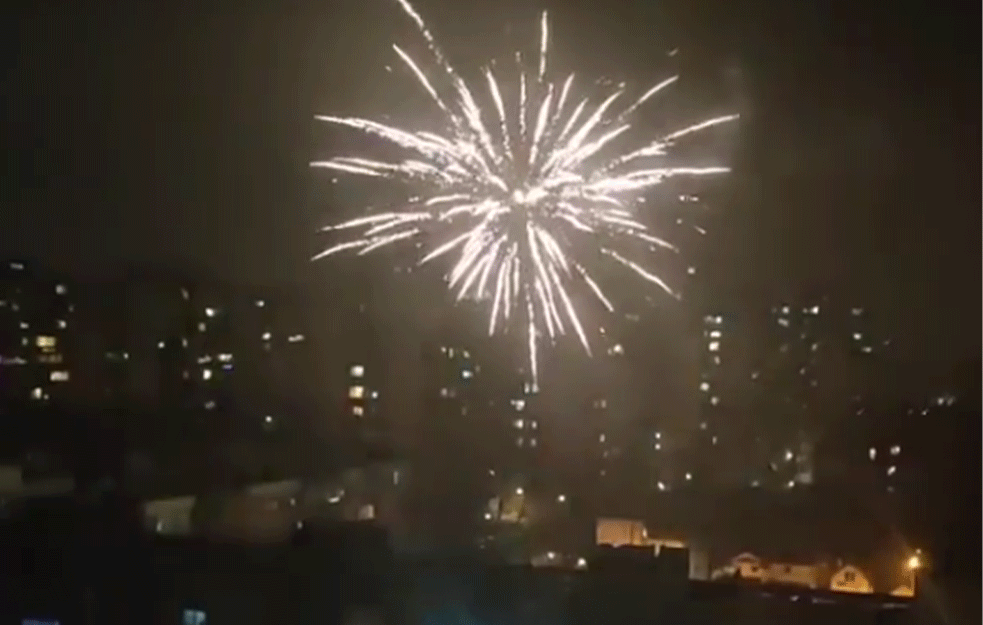 SPEKTAKL NA NEBU: Evo kako je proslavljena SRPSKA Nova godina širom Srbije (VIDEO)

