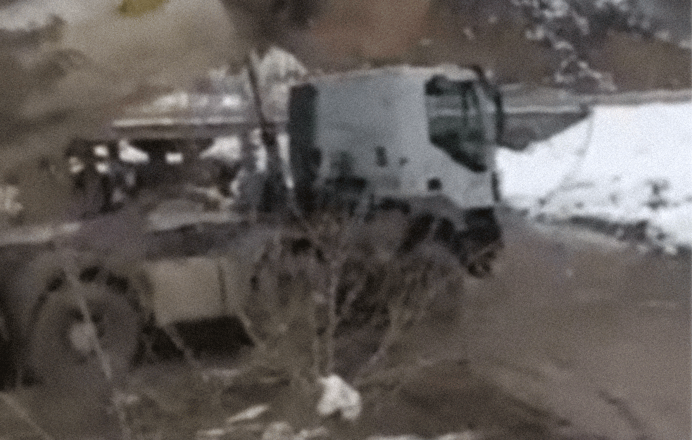 Još jedna ekološka KATASTROFA? Otpad i mulj kamionima izručuju u reku Lepenicu (VIDEO)