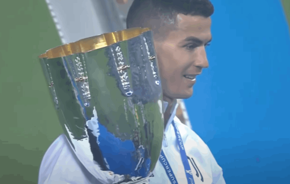 RONALDO PIŠE ISTORIJU FUDBALA: Portugalac poneo TITULU najboljeg STRELCA, Juve osvojio SUPERKUP (VIDEO)