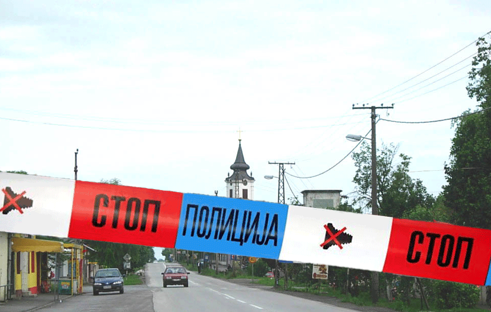 ZA NJIM JURCA NOVOSADSKA POLICIJA: Ukrao auto, izazvao udes, pa pobegao autobusom!