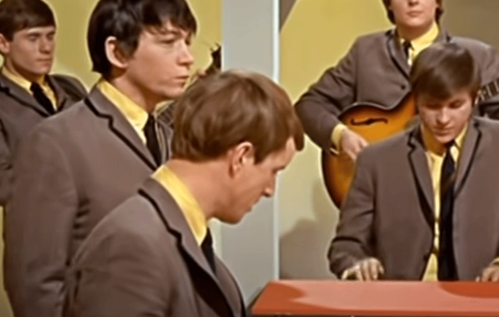 Preminuo <span style='color:red;'><b>gitarista</b></span> kultnog benda (FOTO+VIDEO)